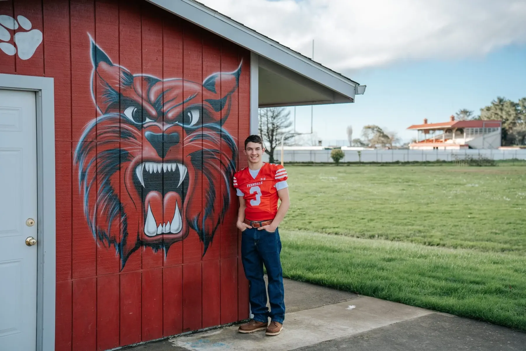 Tristen, Ferndale High School senior portrait by Tex Kelly Productions in Humboldt County
