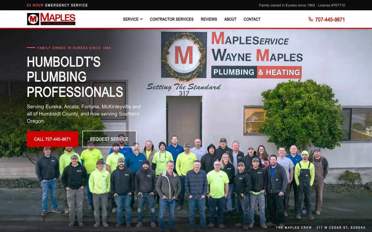 Maples Plumbing homepage with the crew standing in front of the shop